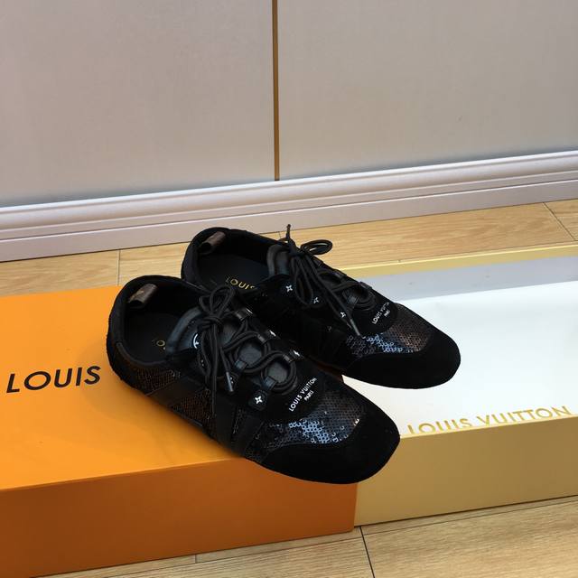 Louis Vuitton 驴牌春夏Sneakerina系列 情侣款芭蕾运动鞋 德训鞋、出女款 男款 代购级！原版三对购入开发完美复刻，原版包装原版布袋，双层垫