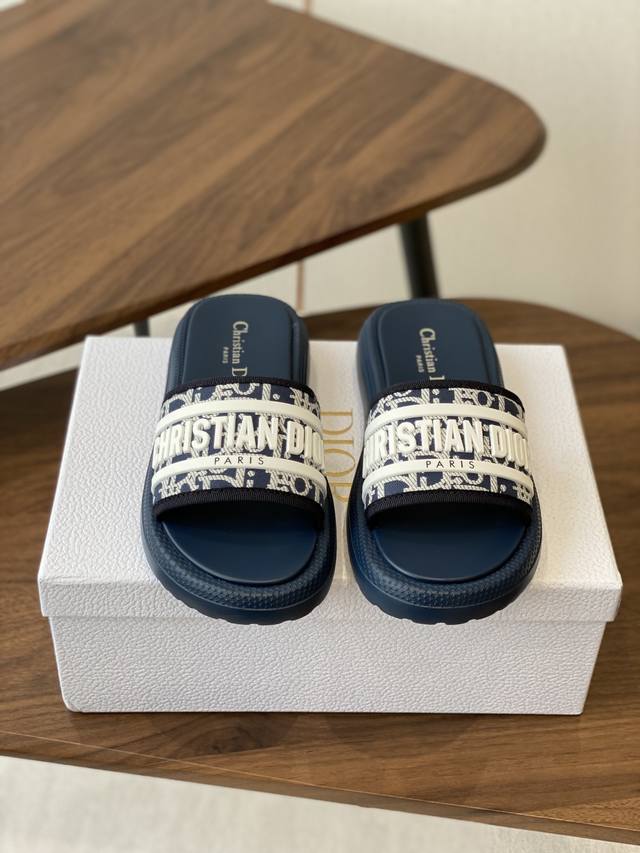 Dior 25Ss 春夏最新款 超轻发泡大底 沙滩拖鞋 夏威夷沙滩运动拖鞋 Angelababy入主迪 奥春夏力推系列 官网暂不接受预订部分专柜有售 顶级品质