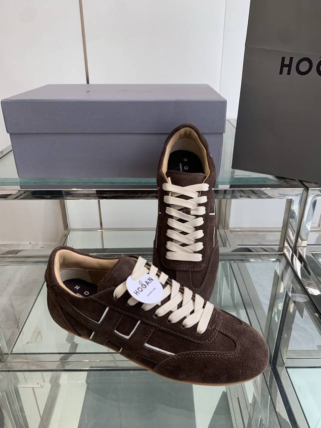 女 男420 Hogan 霍根 25Ss春夏新品 复古休闲 阿甘鞋 德训鞋 运动鞋 实在是太美太好穿太舒服太百搭啦 鞋子很轻便 逛街暴走户外运动零压力 混搭拼接