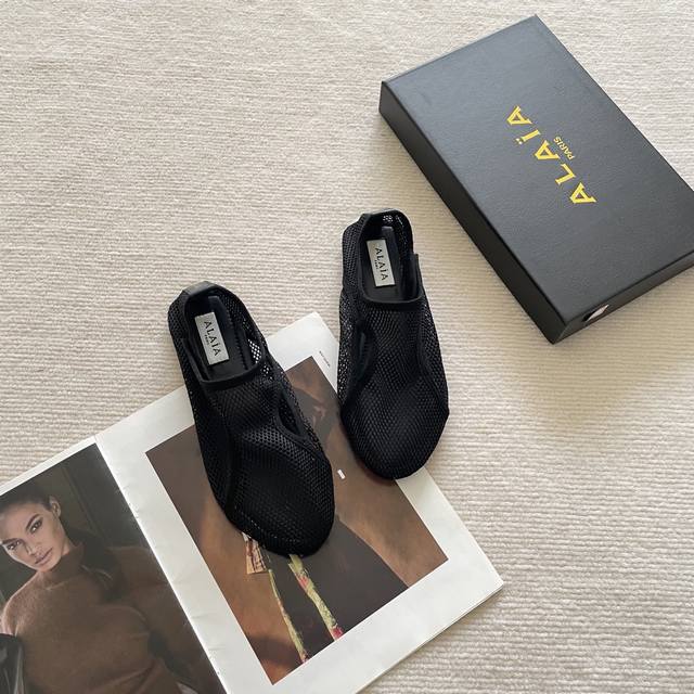 出厂： Alaia 阿莱亚 2025顶级专柜 新款限定 官网上新 全球首发 Alaia 阿莱亚 25Ss 渔网鞋 芭蕾鞋 Alaia 仙女鞋 Alaia美鞋 A