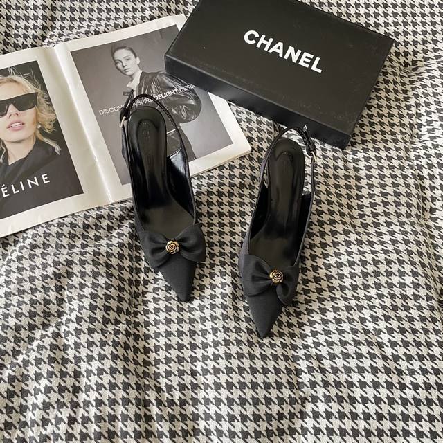 出厂： Chanel 香奈儿 2025顶级专柜 新款限定 官网上新 独家首发 香奈儿Chanel 25Ss 花朵高跟凉鞋 Chaenl高跟凉鞋 Chanel 香