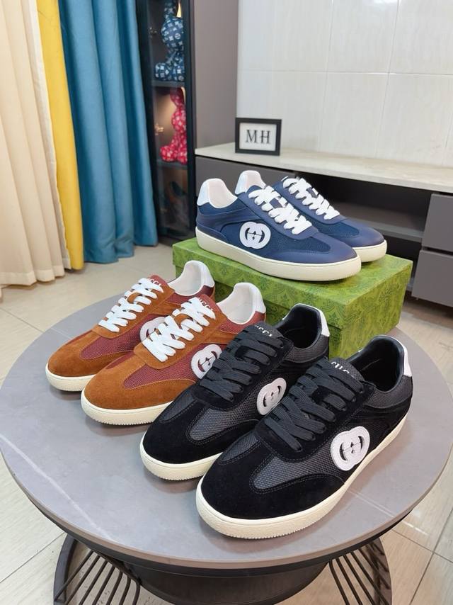 出厂价P Gucci 古奇 新款男鞋高端品牌，最新時尚休闲男鞋，潮流百搭之款，轻松运动风，鞋面意大利进口头层牛皮 真皮内里 加超精细做工。原版个性时尚橡胶耐磨大