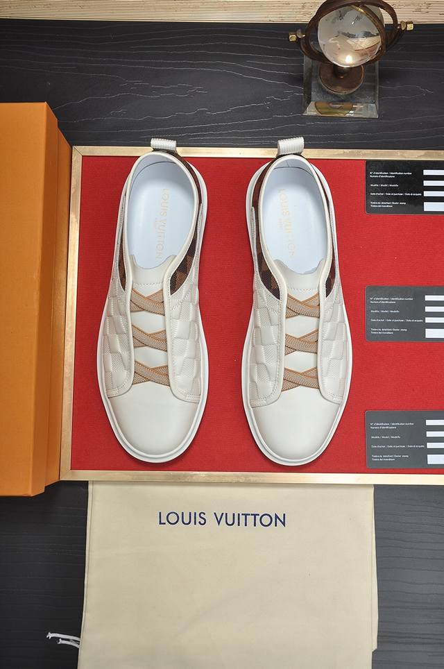 Louis Vuitton Lv.路易威登官网同款 原单爆款 Lv原工厂P牛皮材料1：1原板 羊皮内里，身配件一比一开模 专柜品质 亲们你还为穿着O搭配鞋发愁那