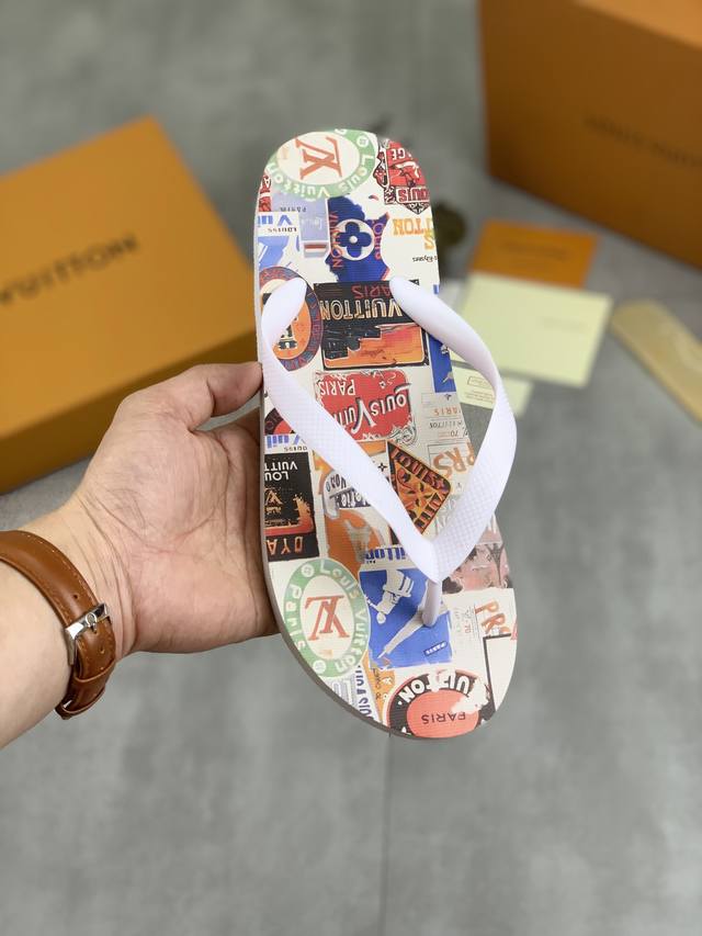 工厂P价P 实价 Louis Vuitton 新款情侣休闲人字拖鞋，官网1:1、高品质 完美做工 透射出一种尊贵奢华，于古奇高端超凡工艺中升华其奢侈定义。码数：