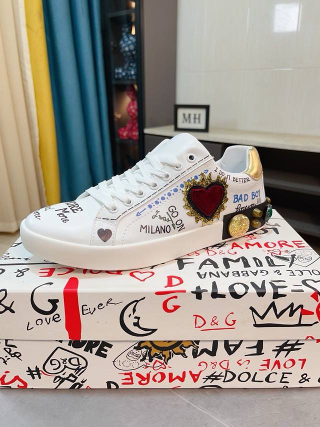 调工厂P价 男装男鞋 运动原单 Dolce＆Gabbana Dg 原版进口头层牛皮羊皮内里，上脚轻便、舒适 、百搭、原版特供大底深受潮流男士的青睐欢迎对比品质精