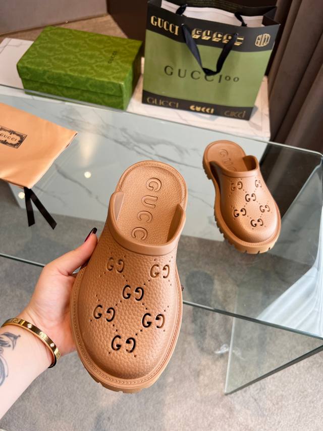 Gucci 古驰 专柜 早春专柜 最高限定 专柜上新 古驰冲孔雕花洞洞鞋 明星博主穿搭 小红书推荐 原版开模 代购版本原版冲孔雕花 水台：2.5Cm 5.0Cm