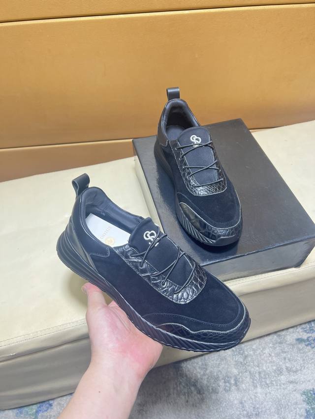 新品Brunello Cucinelli春夏系带休闲运动男鞋 Bc来自意大利的世界顶级奢侈品牌 鞋面透气飞织羊绒面 鞋面高温熔断Tpu 独特设计 简约不失个性