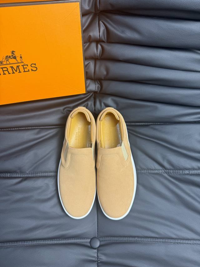 Hermes 25年官网体验店Luck系列 - -高端品质 官网原单 -鞋面：纳帕小牛皮 -内里：进口水染牛皮 -大底：超轻Tpu发泡；成型大底 -超高品控 做