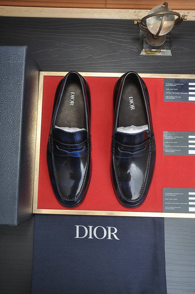 出厂价P Dior 水染牛皮内里 迪奥原版1:1高品质出厂，进口原版料，进口版原牛皮，水染牛皮内里，原版Tpu大底，码数:39-44 45定制