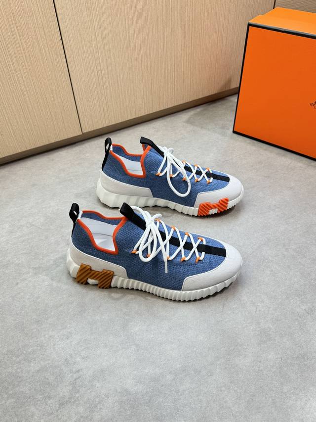 Hermes 爱马仕 -高端品质 原单休闲运动鞋 -鞋面：反绒小牛皮、品牌飞织 针织 布匹、鞋舌.后跟.品牌织带 -内里：垫脚；水染牛皮 -大底：超轻Tpu发泡