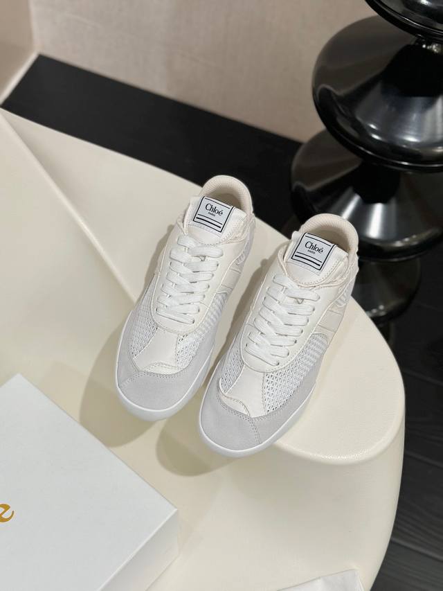 实价: Chloe 克洛伊 蔻依 25春夏新款 德训鞋 面料：进口牛皮 进口环保麂皮 原版开模纱网 大底：Tpu大底 超轻耐磨绒组合，Size：#35-41 4
