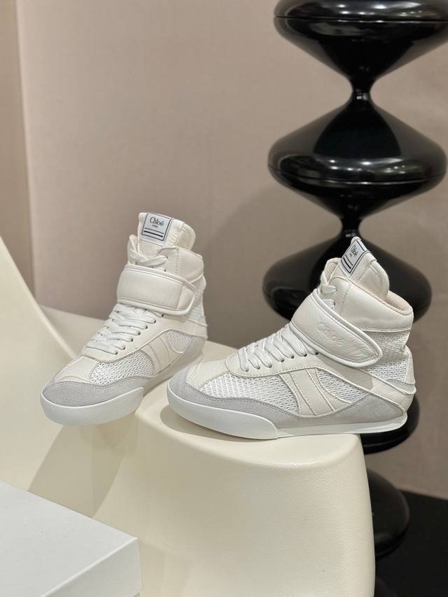 实价: Chloe 克洛伊 蔻依 25春夏新款 德训鞋 面料：进口牛皮 进口环保麂皮 原版开模纱网 大底：Tpu大底 超轻耐磨绒组合，Size：#35-41 4