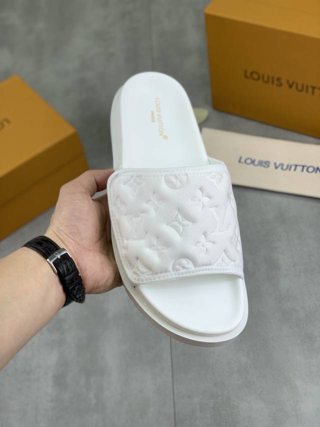 工厂P价P 实价 原单品质 Louis Vuitton 官网爆款路易威登 Lv男士拖鞋 同步发售 ！意大利进口原版面料 原厂特供原版底 码数：38-44 45定