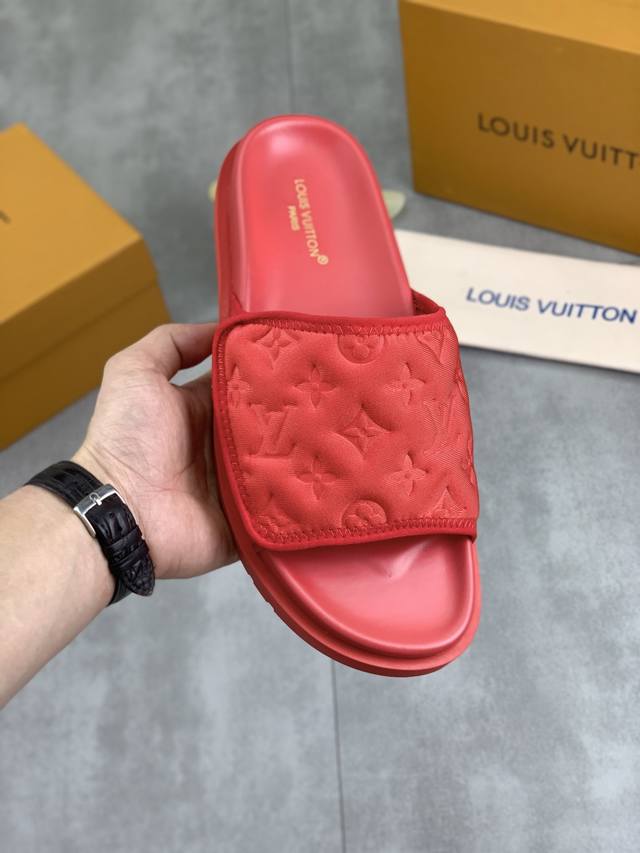 工厂P价P 实价 原单品质 Louis Vuitton 官网爆款路易威登 Lv男士拖鞋 同步发售 ！意大利进口原版面料 原厂特供原版底 码数：38-44 45定