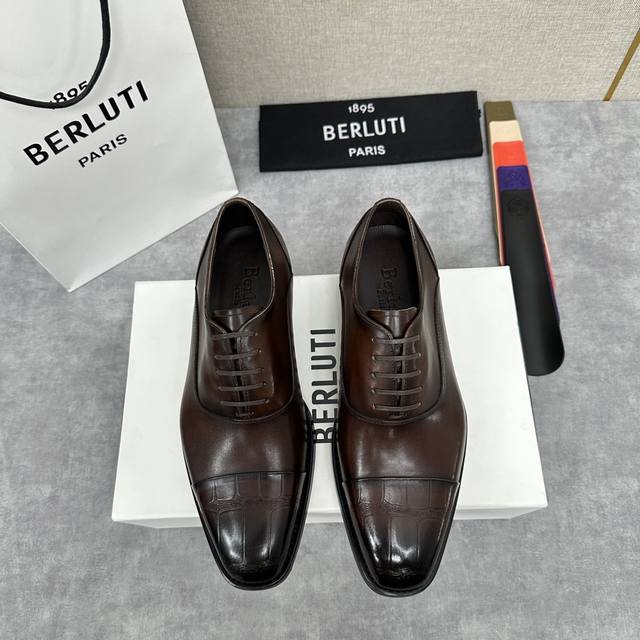 新款Berlut* 布鲁提 手工精品男士皮鞋 专柜同步火热款 固纯手工上色工艺 意大利进口皮胚 ，黑色小牛皮面 内里小牛皮 皮质细腻光泽透亮 耐折痕 详见细节图