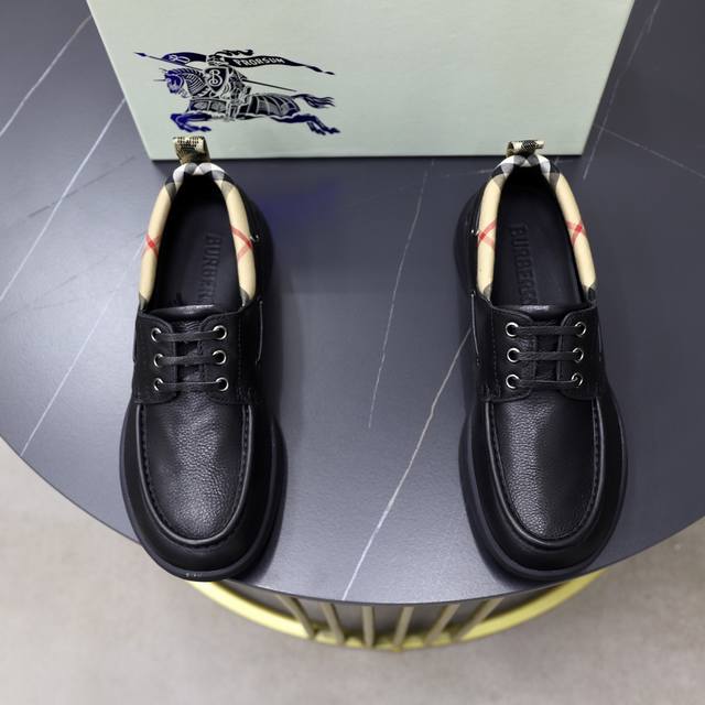 出厂价Pp： B家新品 Burber*Y 巴宝-莉 男士休闲便鞋 绅士之履，经典与质感的完美融合 经典设计，彰显品牌底蕴 采用进口全粒面头层小牛皮进口羔羊皮里