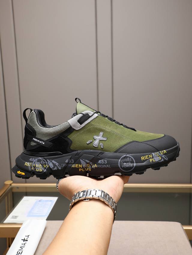 Premiata 普瑞米亚达 时尚、运动、休闲、慢跑、男鞋。 普瑞米亚达意大利名品百年历史，所有工艺全手工打造，米“字一样的Logo简称米字鞋。完美的融合了传统