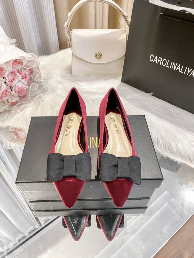 出厂： Carolinaliya 法式顶奢 2025专柜限定 官网上新 独家首发 Carolinaliya 25Ss 尖头蝴蝶结气质单鞋 气质女鞋 女神单鞋 C