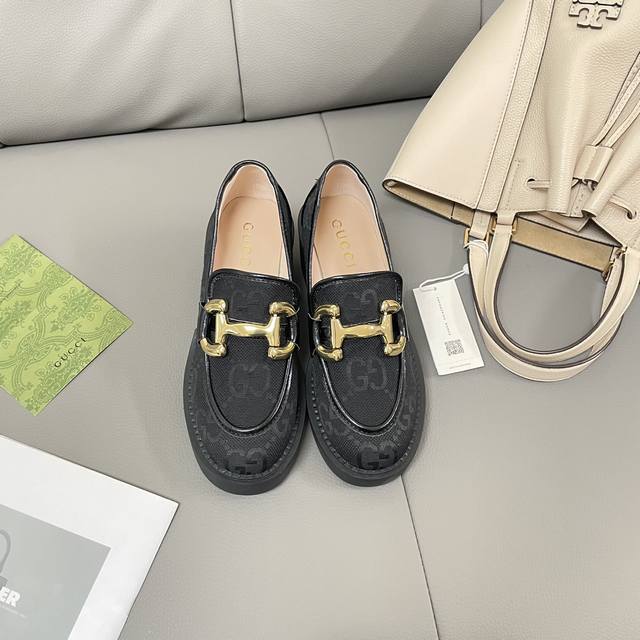 出厂： Gucci 古驰2025顶级专柜 新款限定 官网上新 全球首发 Gucci古驰 25Ss- 粗跟乐福鞋 古驰乐福鞋 古驰潮鞋 Gucci 小红书最新登录