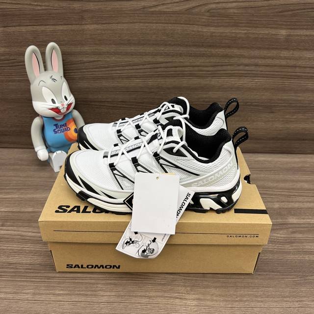 顶级版本Salomon萨洛蒙 Xt-6 Expanse 舒适耐用耐磨防滑增高 低帮跑步鞋 男女同款 白黑。 货号: 475731 包装:全套得物配件加固飞机盒包