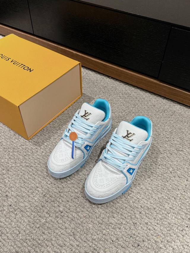 代购级别 Trainer 春夏新品 Trainer经典版型，最顶版本 彩色皮料给予不一样的穿搭趣味！ 情侣Size: 35-47