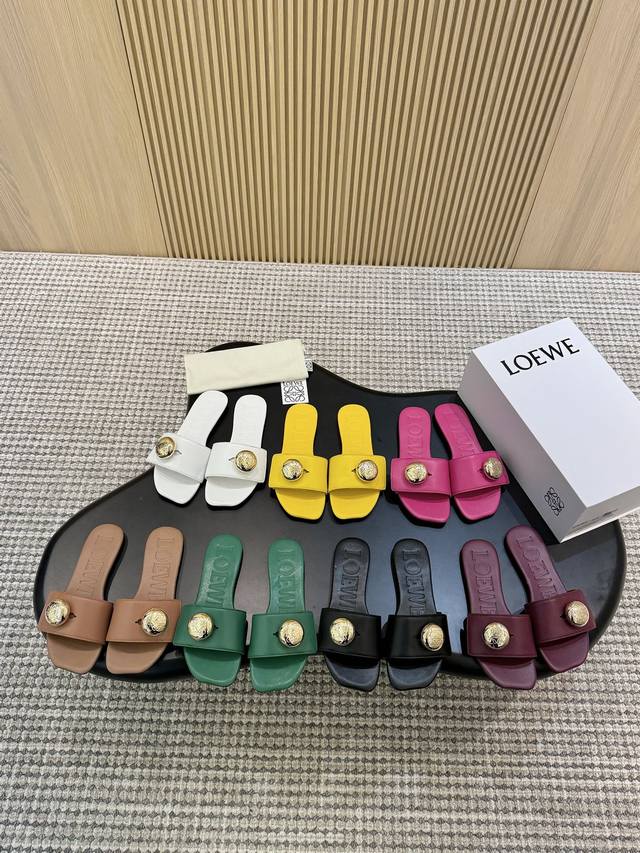 Loewe 25季春夏新款 七色任选。码数35-43 真皮底加40