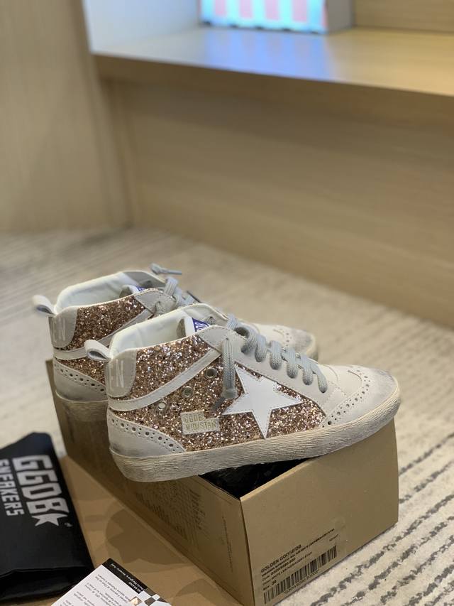 香槟金高帮情侣款顶级牛里高版本.低端勿扰！ 包装:全线升级新包装..卡片，吊牌，布袋， Ggdb Mid Star 黄金鹅小脏鞋高邦Golden Gse Del