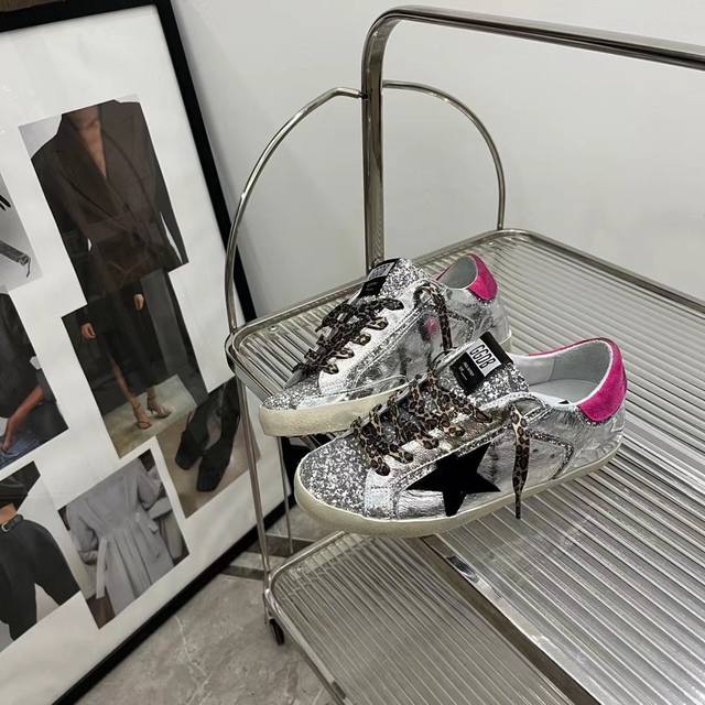 银皮面玫红尾情侣款.原单牛里高版本.低端勿扰！ 2025新款 Ggdb Star 小脏鞋黄金鹅脏脏鞋高版本男女情侣款单鞋Golden Gse Deluxe Br