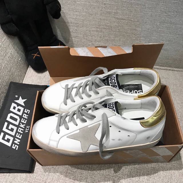 金尾灰星情侣款.代购原版复刻高版本！低端勿扰 Ggdb Star黄金鹅脏脏鞋高版本男女同款情侣鞋 2025新款小脏鞋爆款四季单鞋Golden Gse Delux