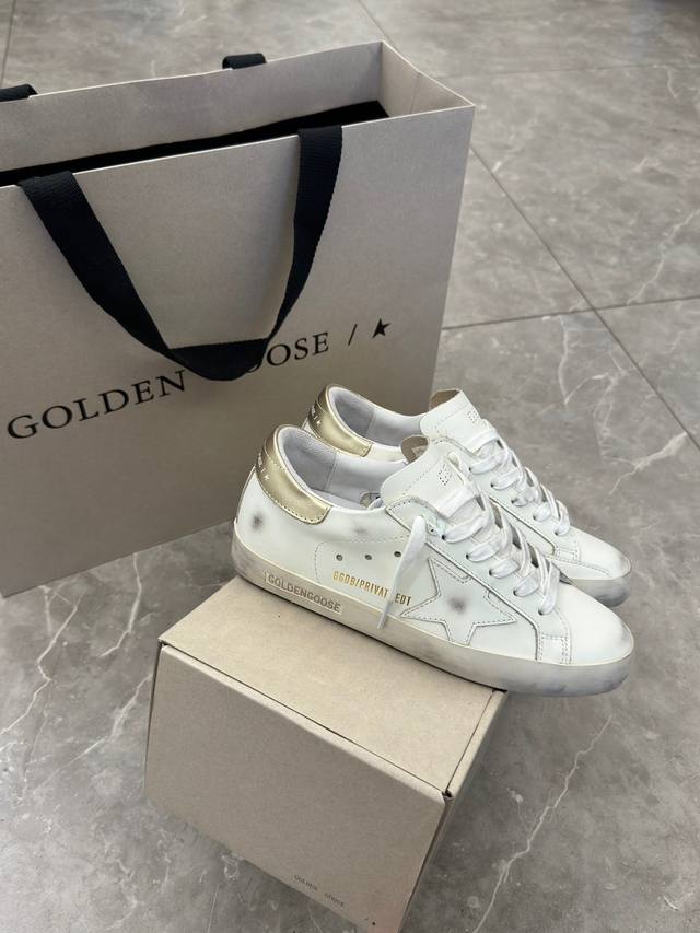 字底浅金尾白星情侣款. 代购原版复刻高版本.低端勿扰 Ggdb Star黄金鹅脏脏鞋高版本男女同款情侣鞋 2025新款小脏鞋爆款四季单鞋Golden Gse D