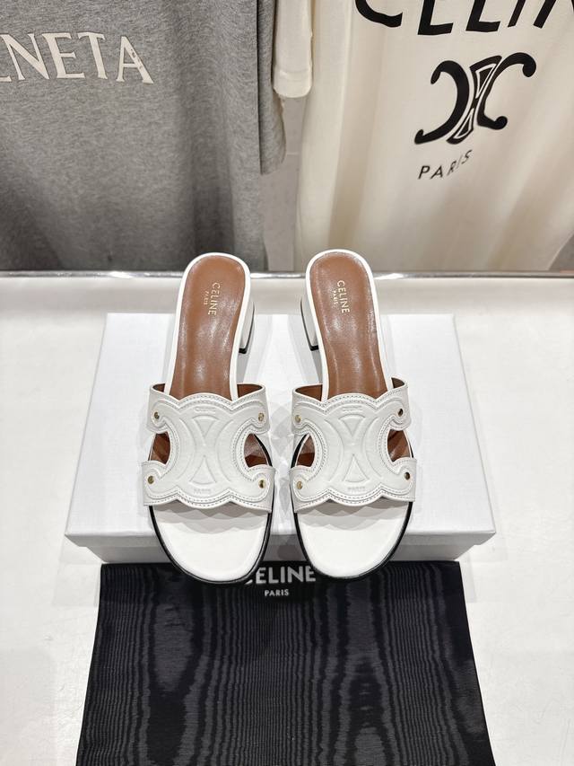 高版本出厂 高跟 Celine*塞琳2025Ss思琳初夏新款凯旋门Logo高跟凉拖鞋 高级感十足 网红Ins种草神器、非常复古风、气场十足单品、设计风格非常新颖