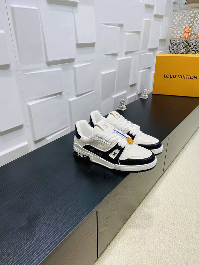 顶级版本： 鳄鱼纹 Lv Tarine路易威登X Tyler 联名款 驴牌 L家 压花 情侣款 休闲 运动鞋 滑板鞋 原版购入开发 路易威登 X Tyler 合