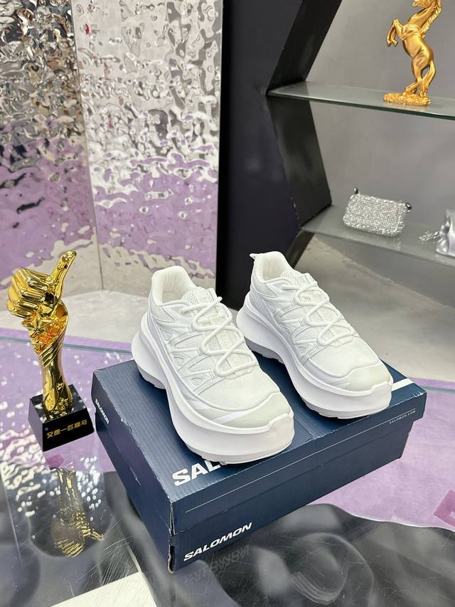 工厂P价P： 大厂出品 精致的不得了 绝对的惊喜款 最新火爆款 Cdg X Salomon 萨洛蒙 联名款Xt-6 系列 增高厚底休闲运动鞋 联名鞋款依旧是黑白