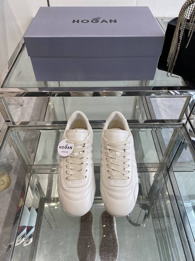 女 男430 Hogan 霍根 25Ss春夏新品 复古休闲 阿甘鞋 德训鞋 运动鞋 实在是太美太好穿太舒服太百搭啦 鞋子很轻便 逛街暴走户外运动零压力 混搭拼接