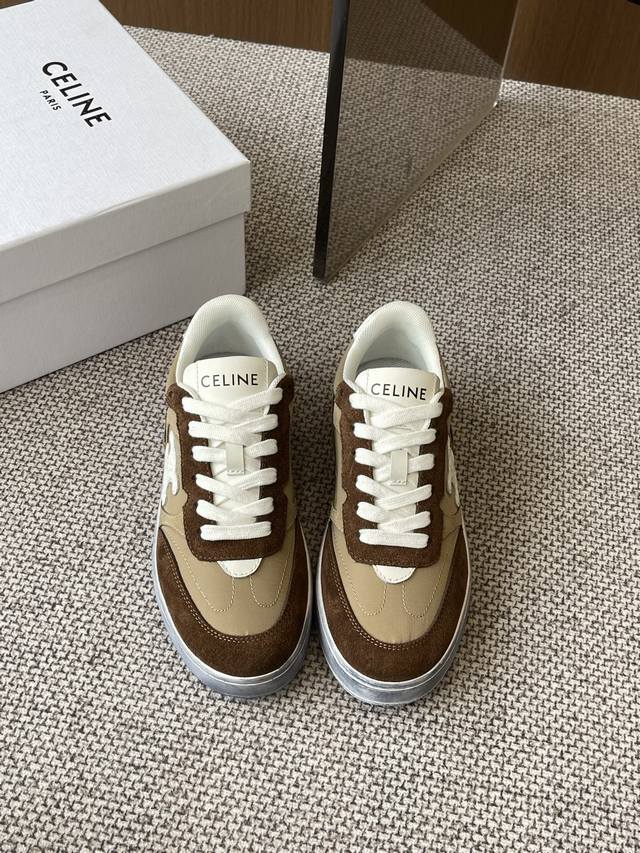 Celine 赛琳 小脏鞋 25Ss 最新 Runner Cr-03系列 系带 休闲运动鞋 新春运动小白鞋无论从楦型的轮廓隔板的拼接都让人耳目一新、前后品牌Lo