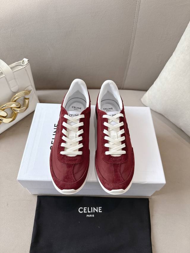 高版本出厂 Celine*思琳赛琳 2025Ss新款徽标系带休闲运动鞋轻便跑步鞋 小白鞋 简单舒服，干净利落，百搭显腿细，无论是单穿还是搭配阔腿裤，都非常好搭，