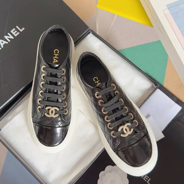 顶级版本：女款 Chanel香奈儿 最新 菱格纹 厚底 饼干鞋 休闲 运动鞋 原版购入开发 做货 小香 C家 专柜又一超级大爆款，网红博主小姐姐们的挚爱，社交平