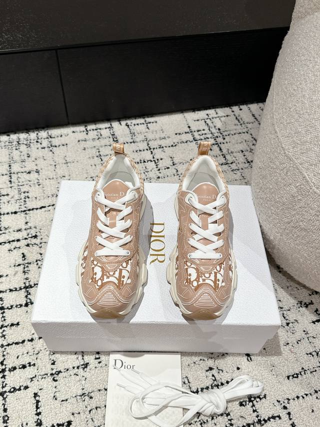 顶级版本 Dior 迪奥 25 最新主推爆品 Dior Vibe 运动 休闲 老爹鞋 原版购入开发做货 品质对比 印有Dior Oblique图案的网眼与白色皮