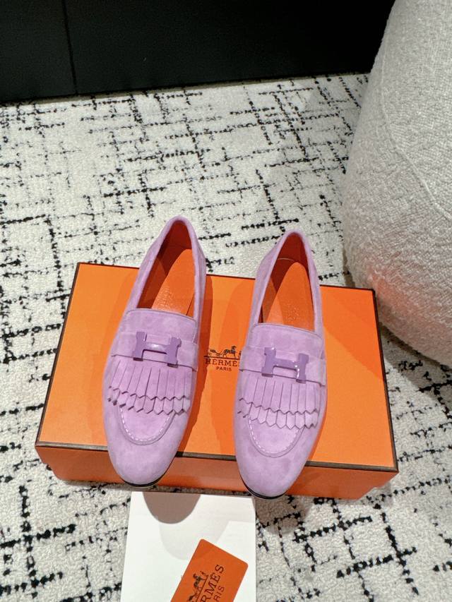 顶级版本 Hermes 25Ss经典款毋庸置疑是奢侈品中的翘楚 每个单品出来都是非常深入人心 虽然款式出的少 但是胜在精 胜在经典 从来不会过时 属于保值升值的