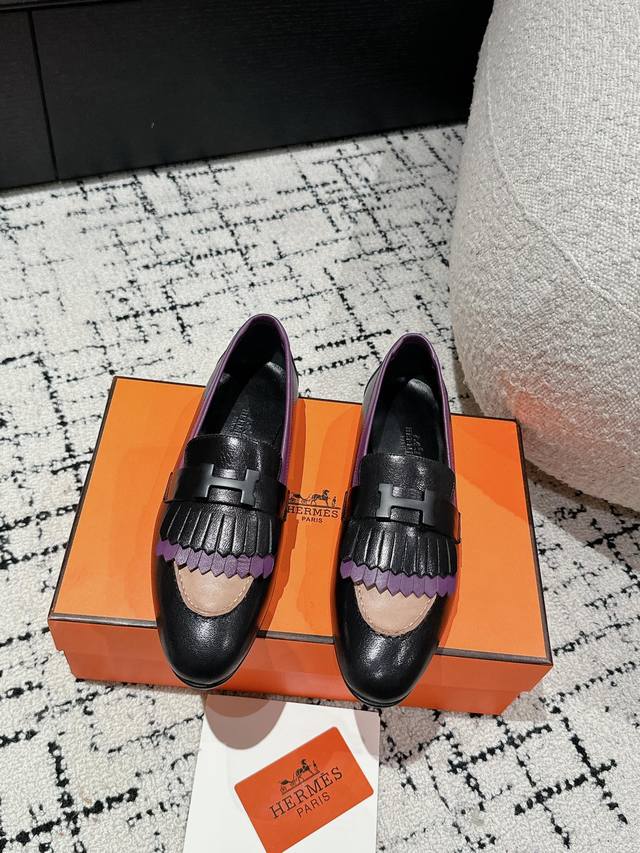顶级版本 Hermes 25Ss经典款毋庸置疑是奢侈品中的翘楚 每个单品出来都是非常深入人心 虽然款式出的少 但是胜在精 胜在经典 从来不会过时 属于保值升值的