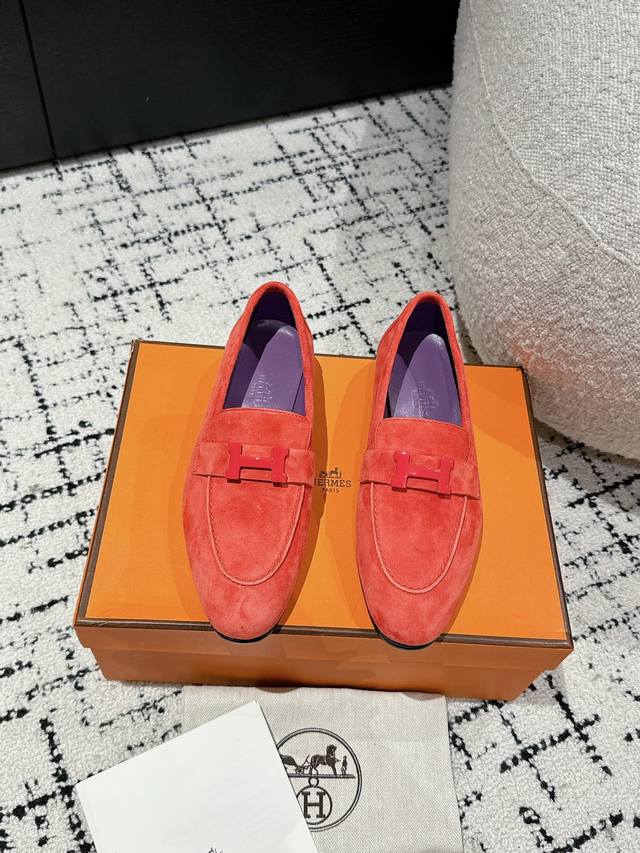 顶级版本 Hermes 25Ss经典款毋庸置疑是奢侈品中的翘楚 每个单品出来都是非常深入人心 虽然款式出的少 但是胜在精 胜在经典 从来不会过时 属于保值升值的