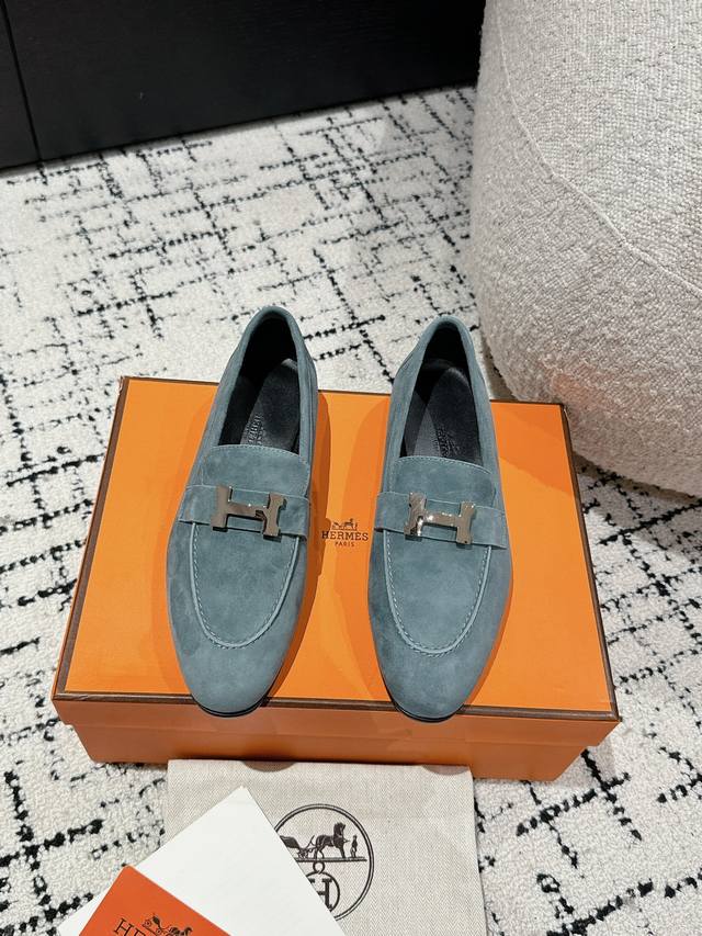 顶级版本 Hermes 25Ss经典款毋庸置疑是奢侈品中的翘楚 每个单品出来都是非常深入人心 虽然款式出的少 但是胜在精 胜在经典 从来不会过时 属于保值升值的