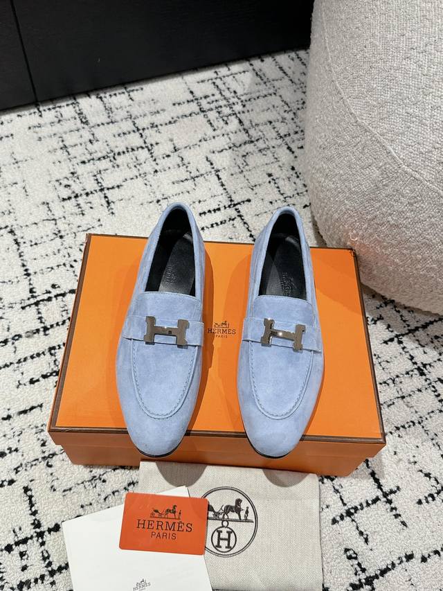 顶级版本 Hermes 25Ss经典款毋庸置疑是奢侈品中的翘楚 每个单品出来都是非常深入人心 虽然款式出的少 但是胜在精 胜在经典 从来不会过时 属于保值升值的