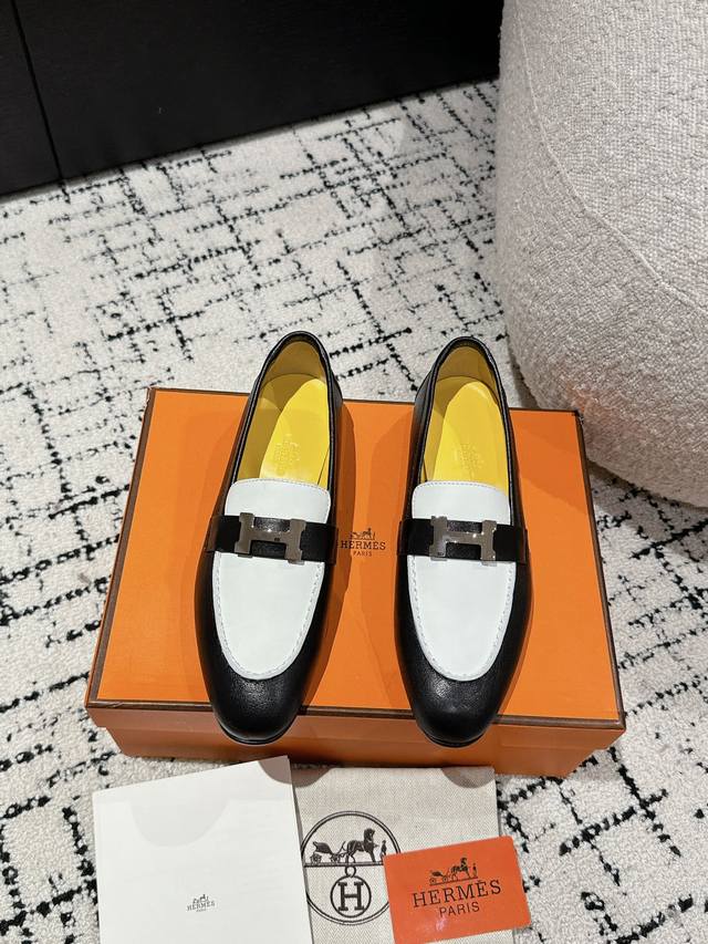 顶级版本 Hermes 25Ss经典款毋庸置疑是奢侈品中的翘楚 每个单品出来都是非常深入人心 虽然款式出的少 但是胜在精 胜在经典 从来不会过时 属于保值升值的