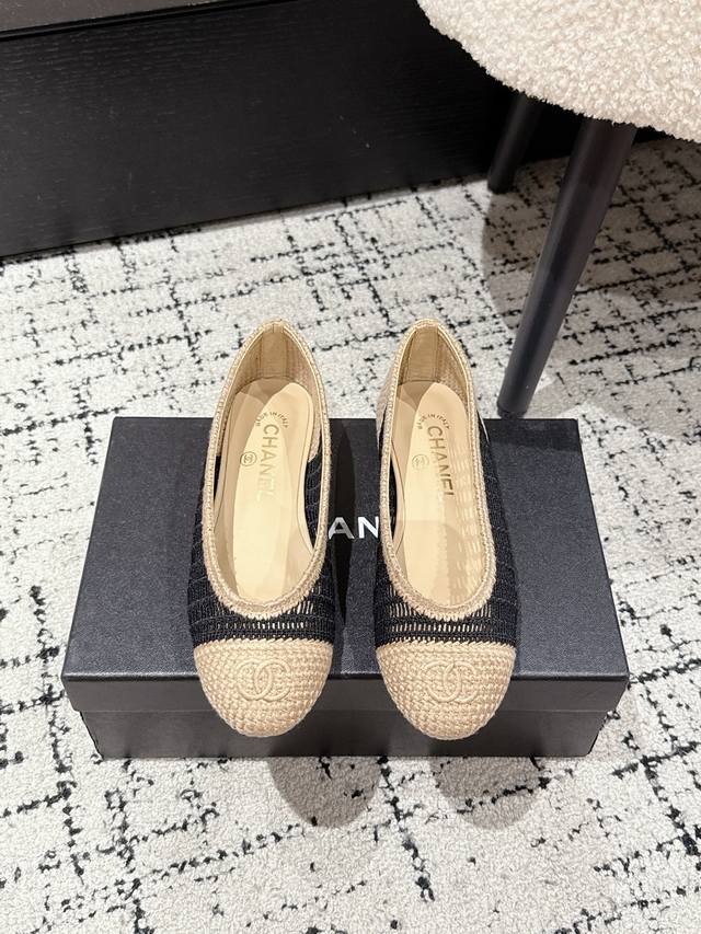 Chanel 25Ss经典芭蕾舞编织单鞋新色 原版1:1切割而成 Chanel香奈儿万年经典 圆头芭蕾舞鞋 好品质不多 真正做到随便进出专柜无压力 无论楦型、皮