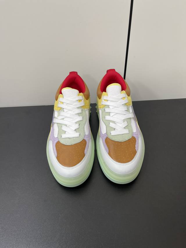 男款 Christian Louboutin 路铂廷Cl铆钉 红底鞋 Astroloubi系列 情侣款 休闲 运动鞋 复古 篮球鞋 板鞋 Astroloubi以