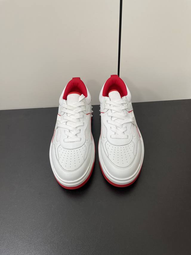 男款 Christian Louboutin 路铂廷Cl铆钉 红底鞋 Astroloubi系列 情侣款 休闲 运动鞋 复古 篮球鞋 板鞋 Astroloubi以