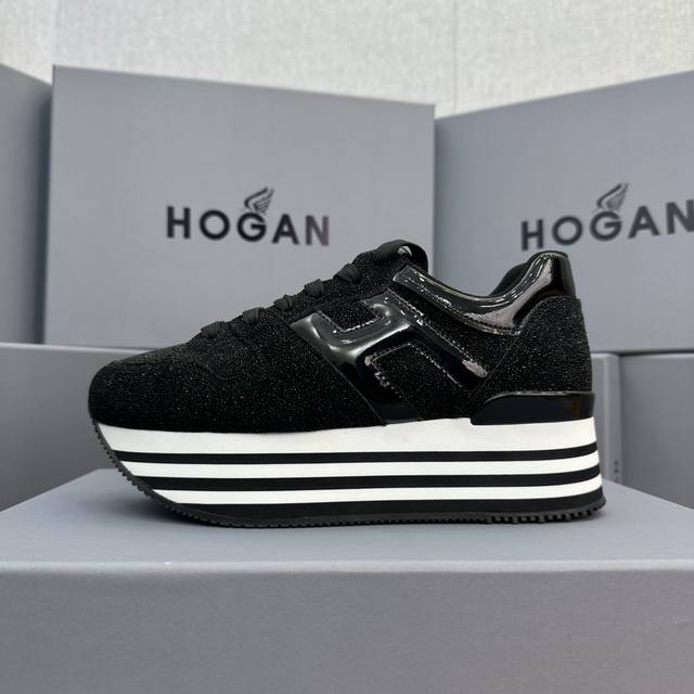 Hogan 顶级版本！！ 度假系列新款顶级版现货发售 松糕厚底顶级版 都市新潮休闲风 各明星 博主推荐 时尚百搭风格百变！原版楦型 原版大底一比一为你打造 值得