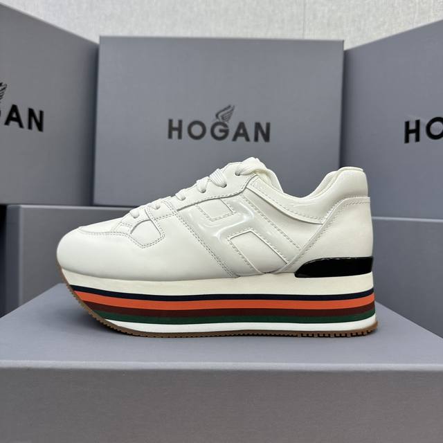 Hogan 顶级版本！！ 度假系列新款顶级版现货发售 松糕厚底顶级版 都市新潮休闲风 各明星 博主推荐 时尚百搭风格百变！原版楦型 原版大底一比一为你打造 值得