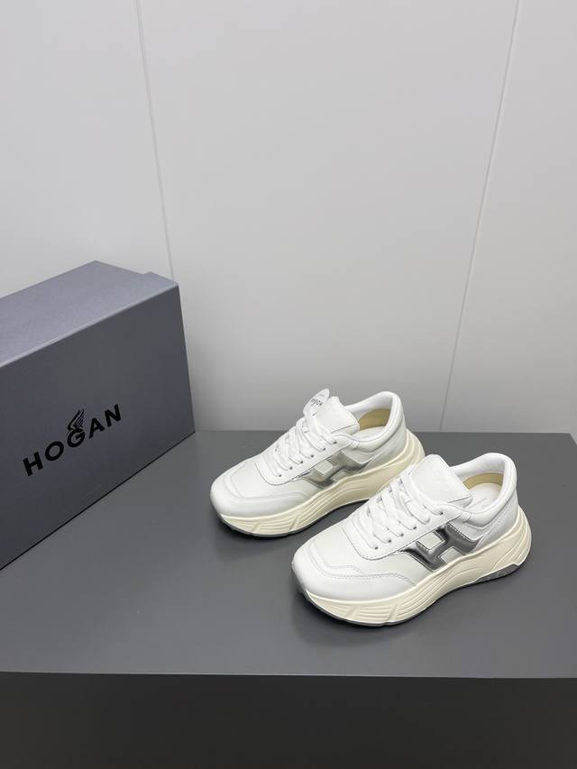 出厂 男10 Hogan 2025春夏最新运动鞋情侣厚底老爹鞋爆款休闲系列 松糕厚底休闲鞋 流行 H拼色工艺~休闲运动鞋履精湛手工设计融入军装元素，兼职实用与个